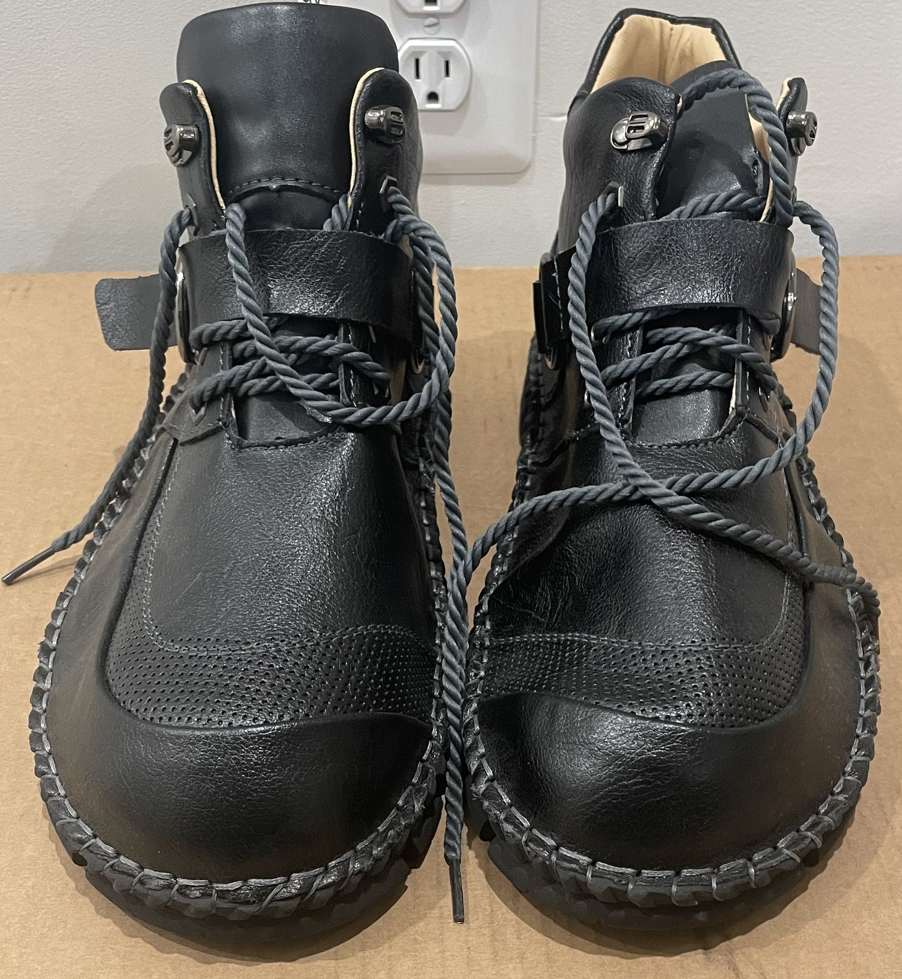 Men's Waterproof Ankle Boots Fashion Warm Hiking Boots Outdoor Non-slip Sneakers