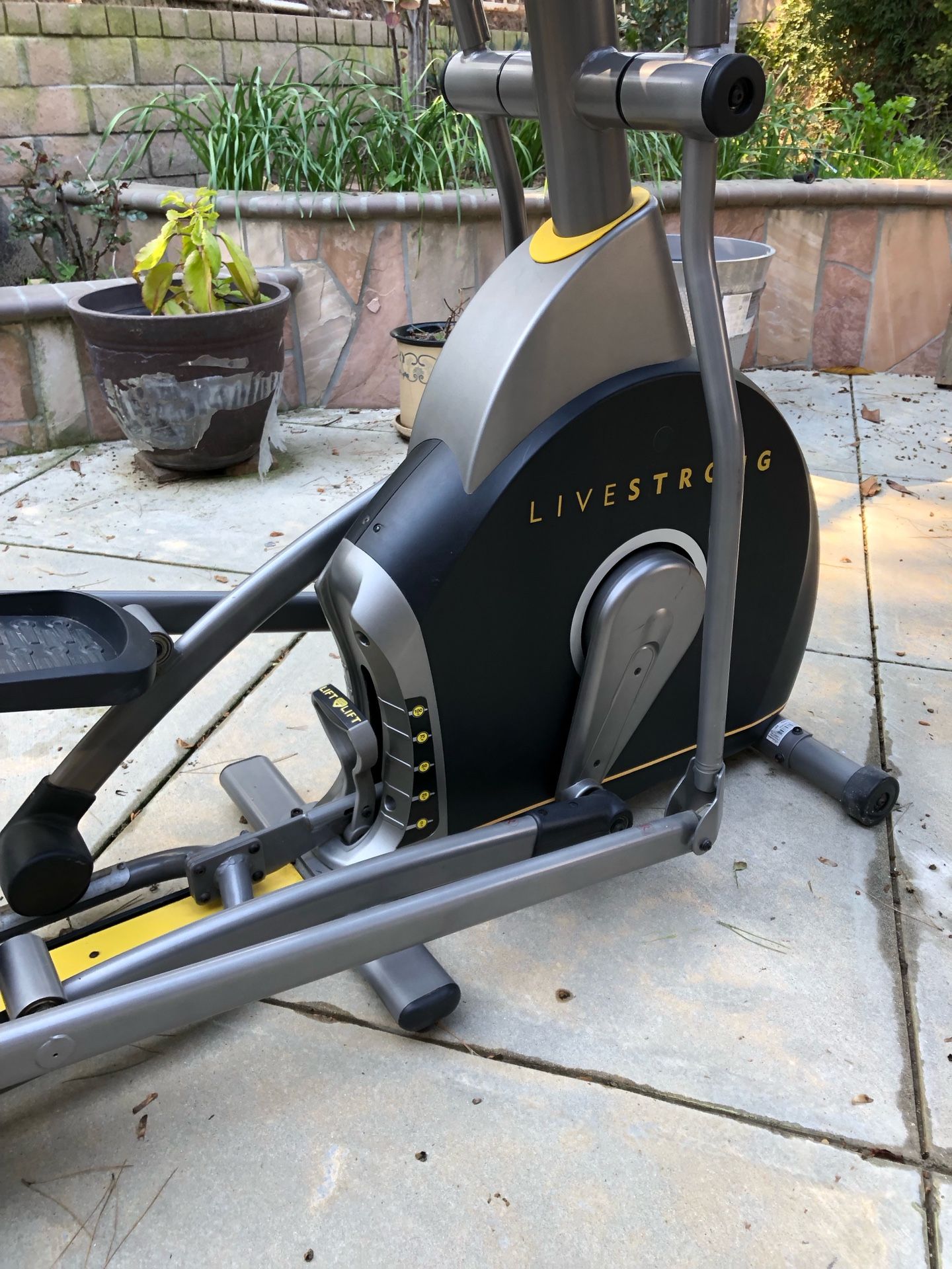 Livestrong smooth stride elliptical sales