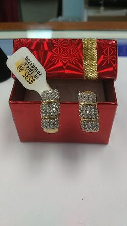 10k diamond earrings