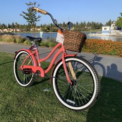 New Beautiful Coral 🌸 Beach Cruiser Petite Ladies Women’s College Girls Bike Bicycle