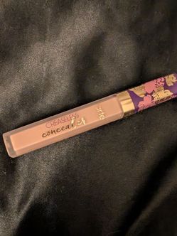 TART CREASELESS CONCELEAR