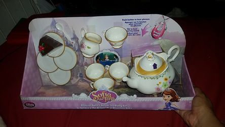 Sofia the 1st tea set