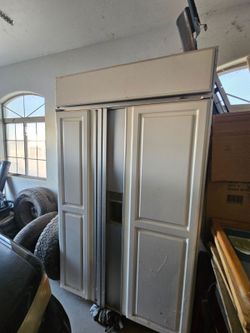 Sub zero fridge and freezer