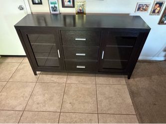 Lewes 2-door Engineered Wood 60-inch TV Stand Cappuccino