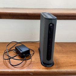 Motorola MB8611 DOCSIS 3.1 Cable Modem – 2.5Gbps Port, Xfinity/Cox/Spectrum Approved
