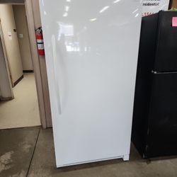 Frigidaire White Upright Frost Free Freezer  22cf 