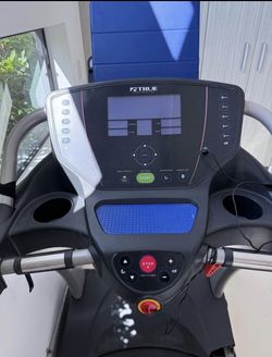 🏃 OFFERUP TITLE  TRUE Fitness Performance 300 Commercial Treadmill – $2,000 OBO