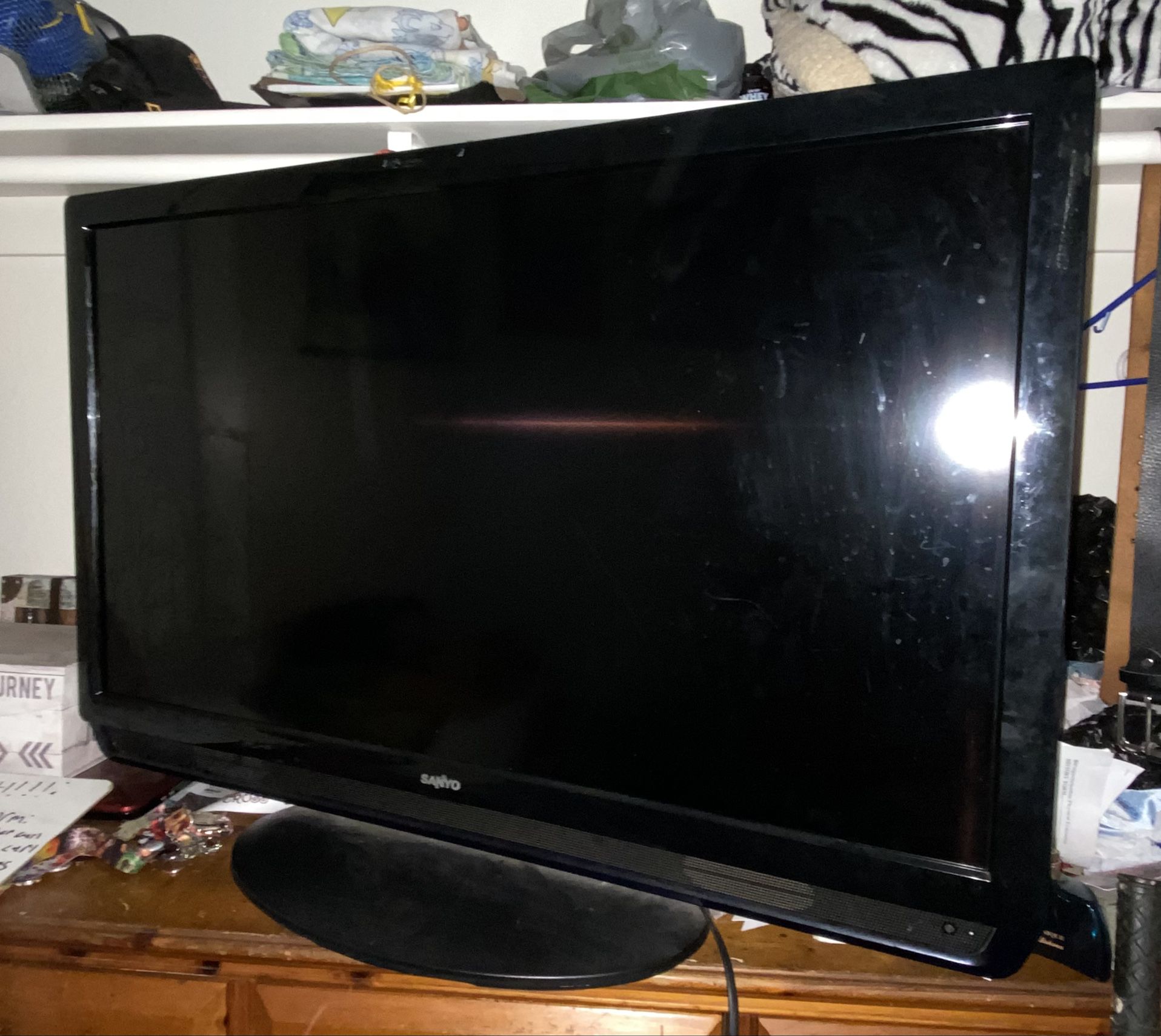 40 inch Sanyo Flat Screen TV