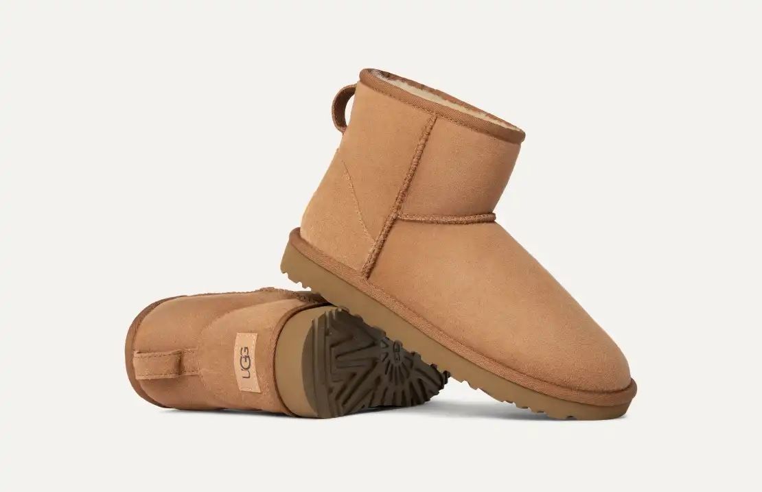 Ugg Classic Mini 2