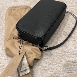 Womens Burberry black elongated camera bag