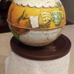 Vintage Bristol Ware Tobacco Tin 