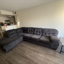 FREE COUCH W/ PULLOUT BED
