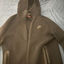 Black Nike Tech Size Med