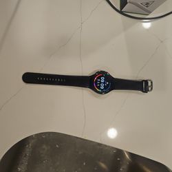 Galaxy Watch 4 Classic 