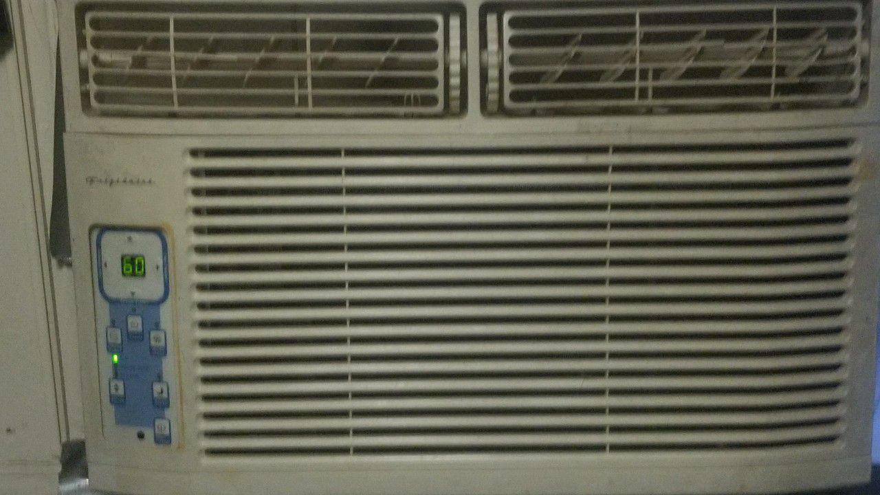 Air conditioner works good