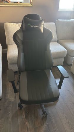 YITAHOME Gaming Chair Black and Gray