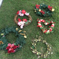Set of 5 wreaths
