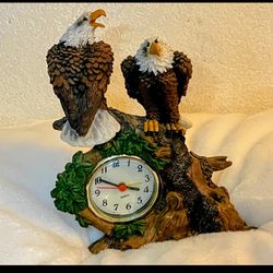 bald eagles Mantle Alarm Clock