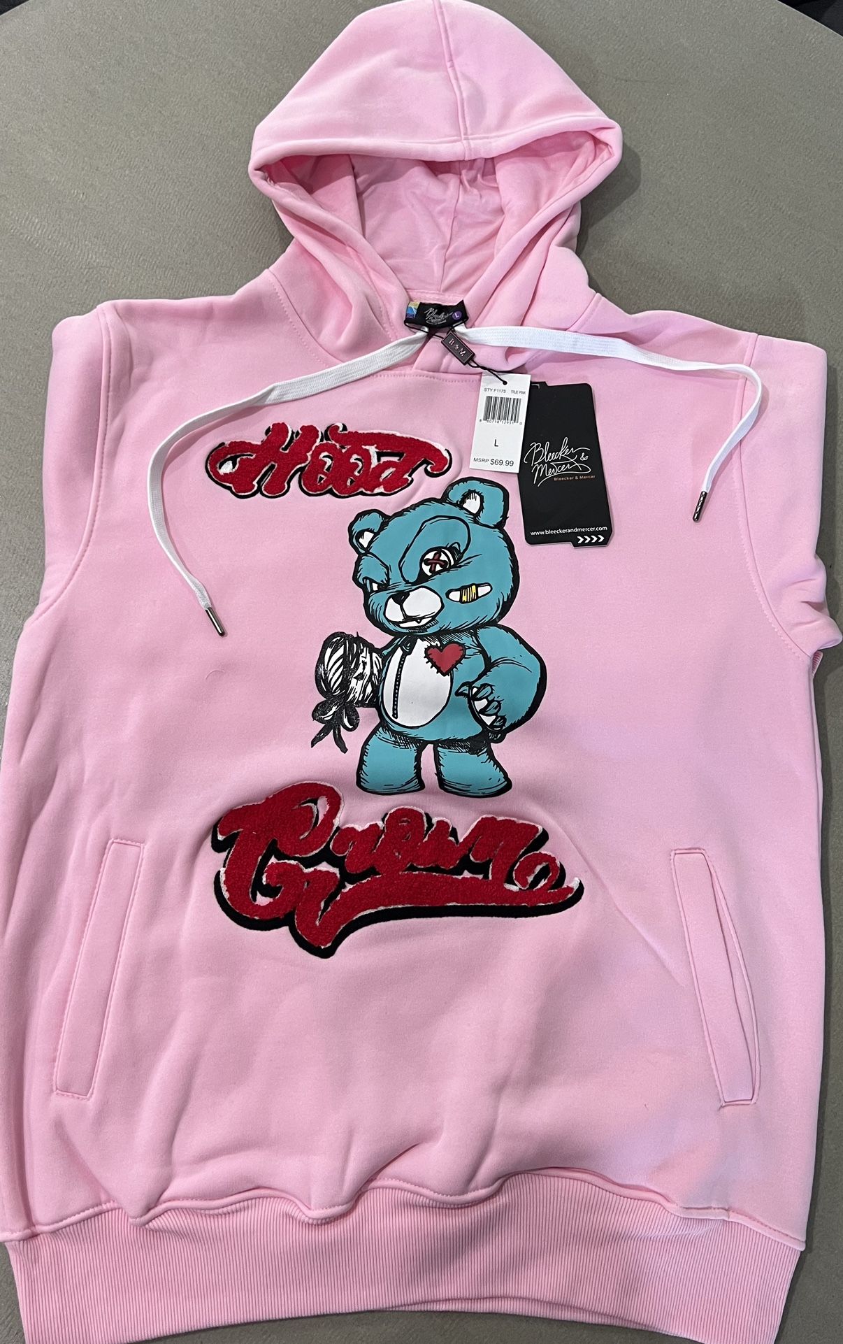 BRAND NEW HOODIE AT A GREAT PRICE!