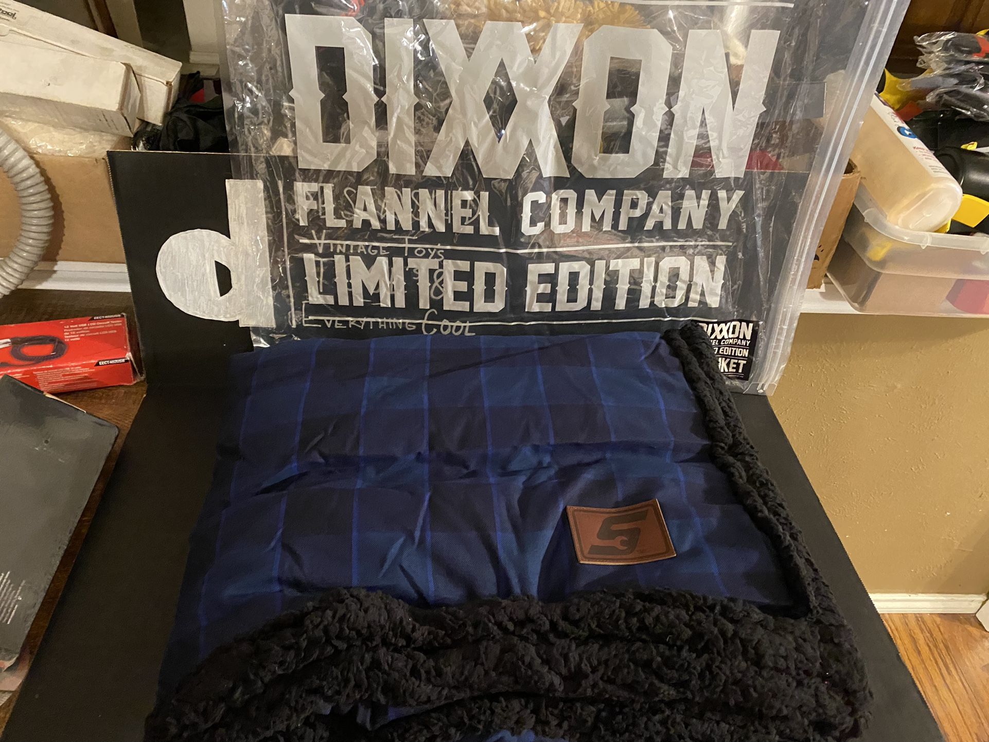 Snap-On Exclusive - Dixxon Flannel Co. Limited Edition Blue Plaid Sherpa Throw Blanket