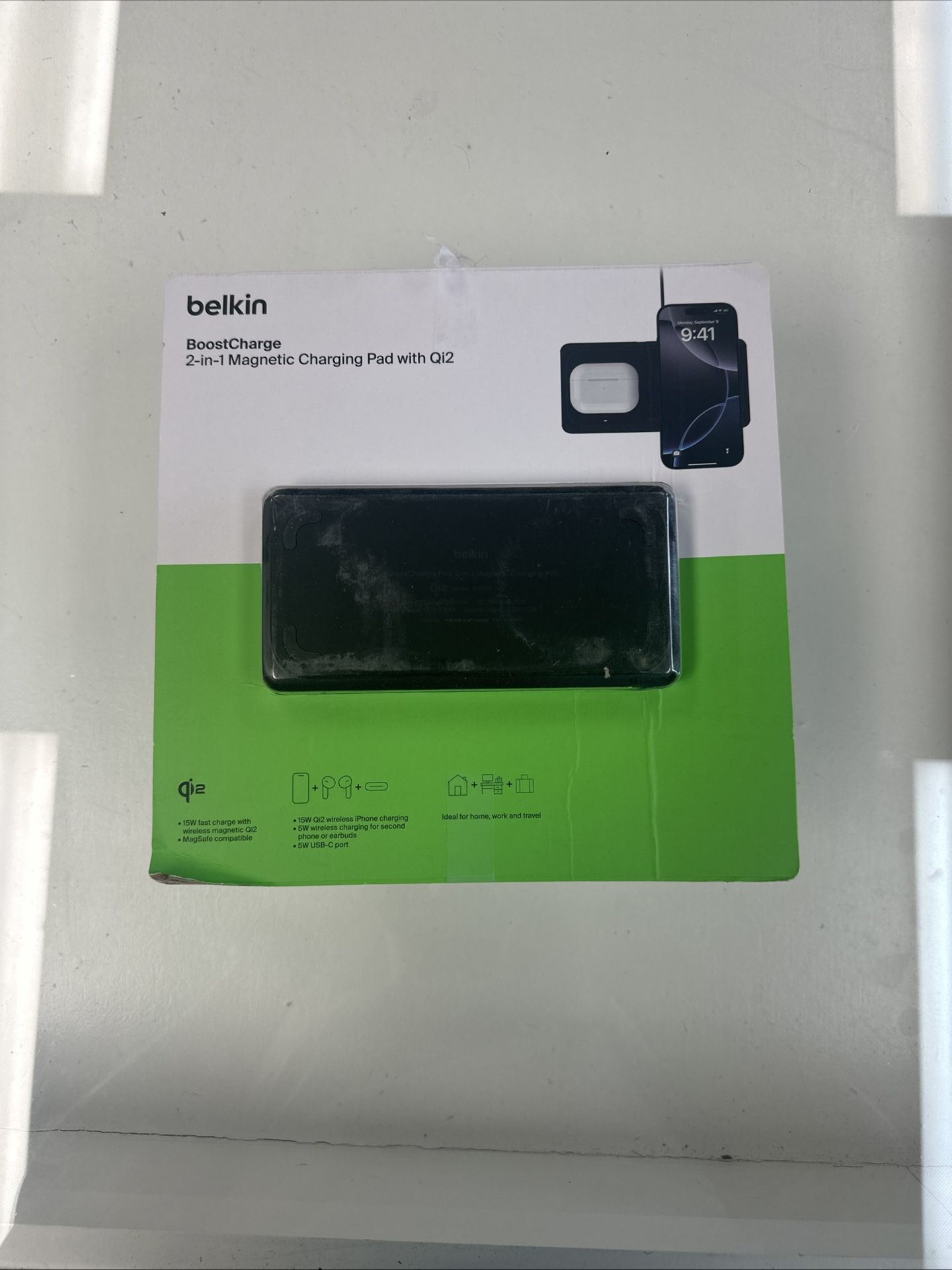 Belkin BoostCharge Pro 2-in-1 Magnetic Wireless Charging Pad 15W Black