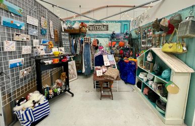 Lightly used home decor, clothing, nerf, fine art and photography…..etc! We are booth 2/A Titusville Indoor Market. Come shop in the A/C