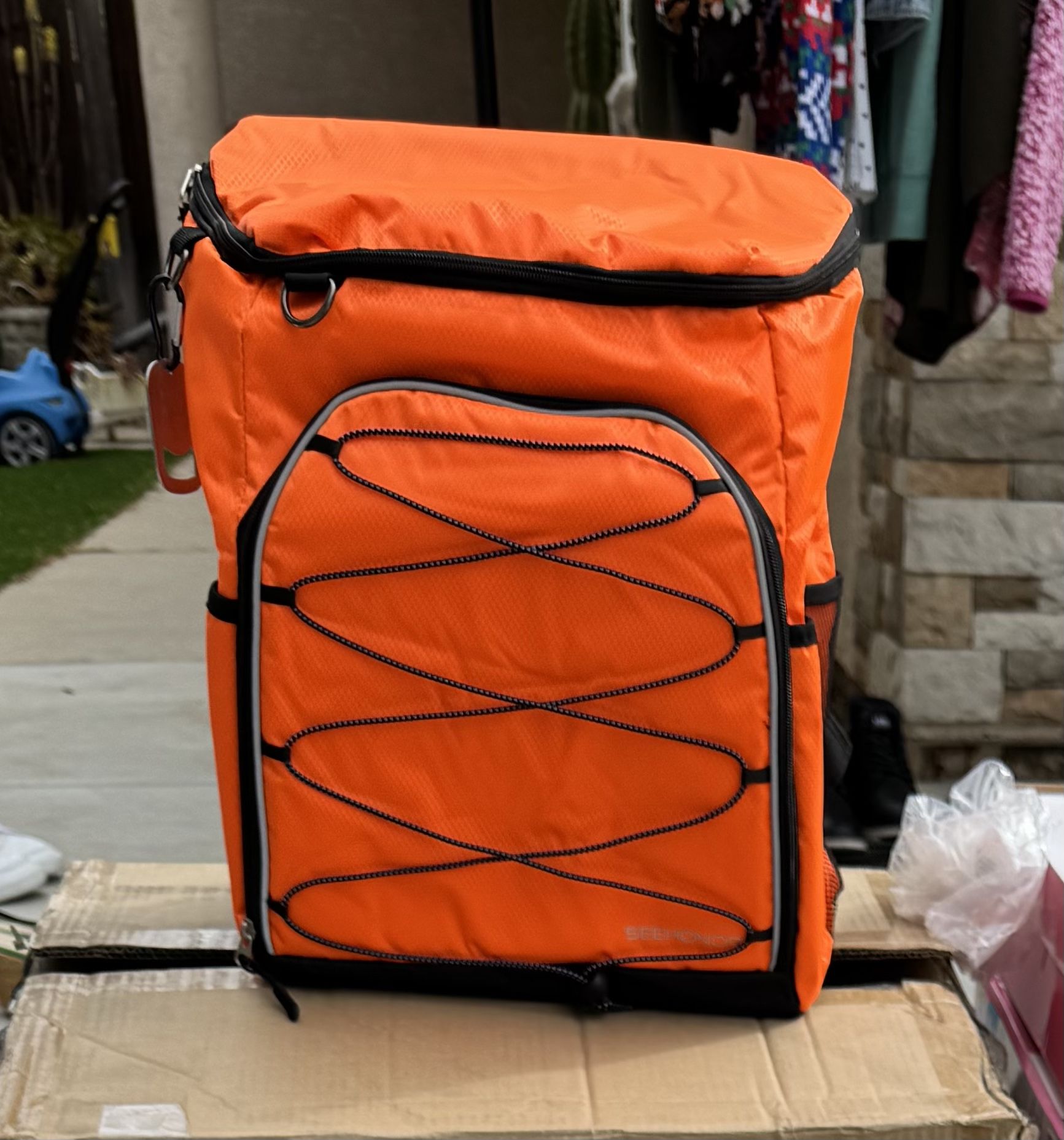 Cooler Backpack Leak Proof Multifunctional Cooler Bag Insulated Ice Soft Bag Camping Cooler Beach Cooler 36 Cans for Fishing Hiking Picnic