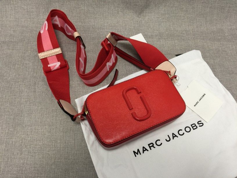 Marc Jacobs Snapshot Crossbody Bag Sandcastle Red Multi