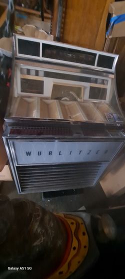 Wurlitzer Jukebox MODEL #3000