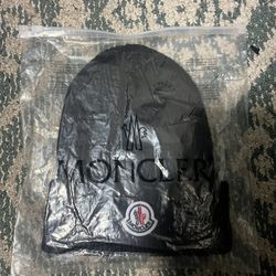 Moncler Beanie 100% Real 