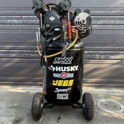Husky 30-gallon 135psi Air Compressor