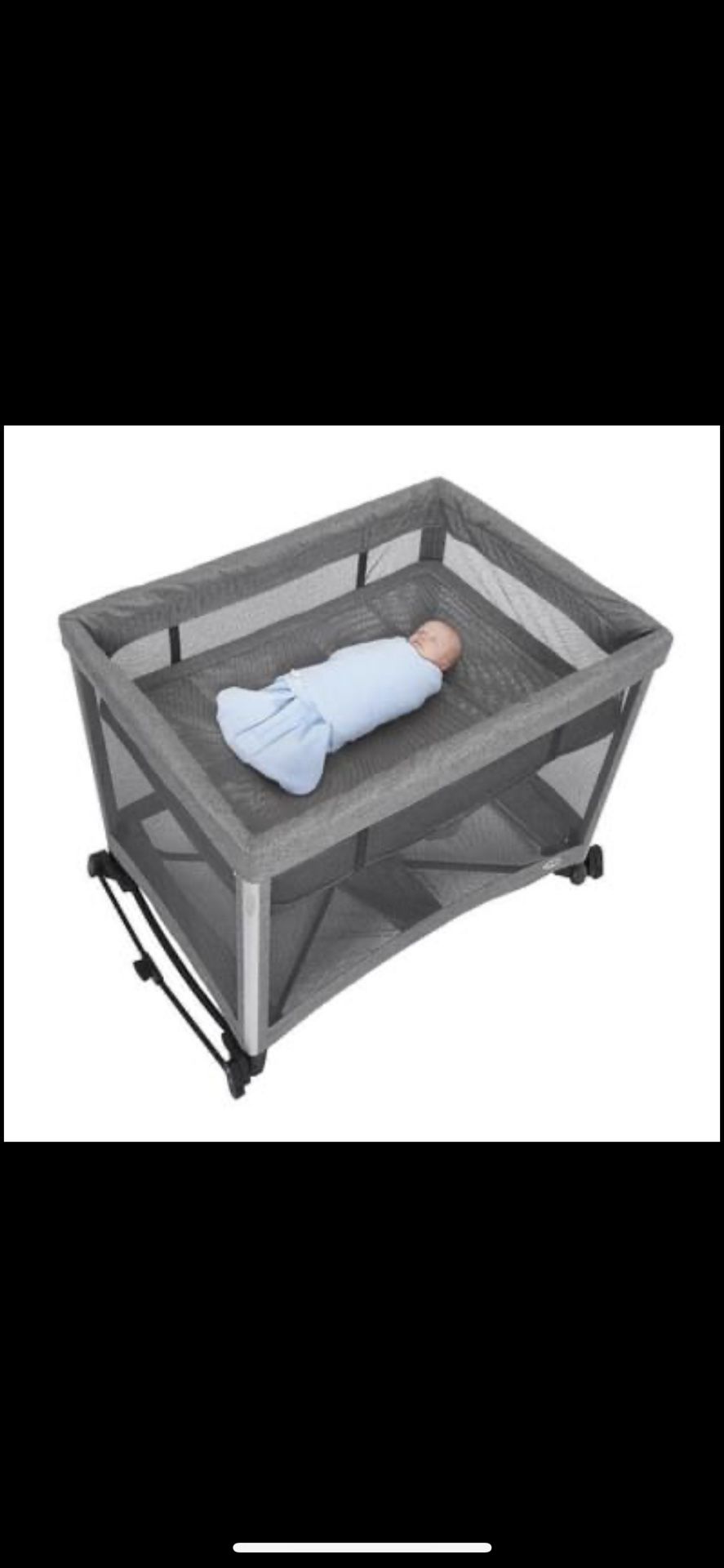 HALO 3-in-1 DreamNest Plus Bassinet + Changing Table