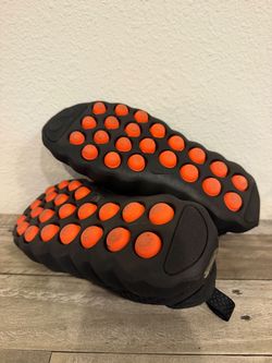 Nike Mind 002