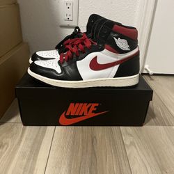 Jordan 1 Gym Red 