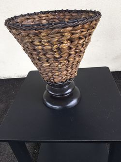 Centerpiece, Vase, Plant holder, Fruit Basket