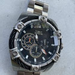 Invicta Bolt 54 MM  