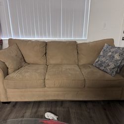 Free Sofa In Mint Condition 
