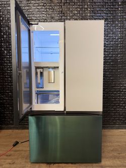 SAMSUNG BESPOKE REFRIGERATOR w/WARRANTY! R3572A