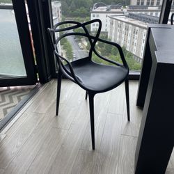 Kartell Indoor / Outdoor Philippe Stark Masters Chair - Black - Mint