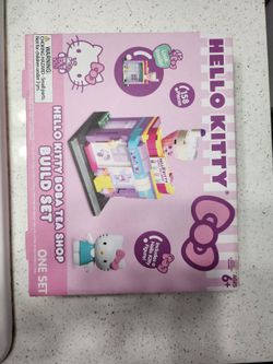 Hello Kitty Boba Tea Shop Build Set