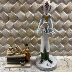 Pharmacy Statues. Sensation And Italian