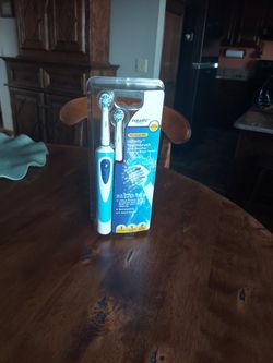 Rechargeable Electric Toothbrush