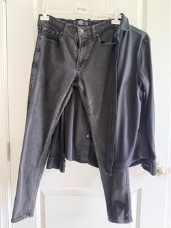 Men’s Stylish Outfit Set – Hollister Jeans & Alfani Shirt