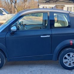 2011 Think City Smart Car