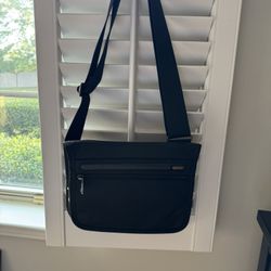 Tumi Bag - Lightly used