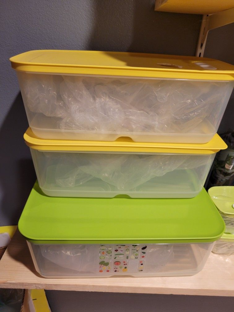 Tupperware Marinade Container for Sale in Placentia, CA - OfferUp