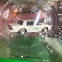 Oriellys Limited Edition Grand National Christmas Ornament 