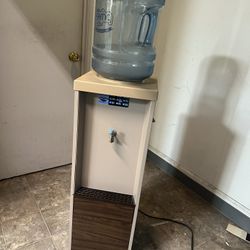 Water Dispenser