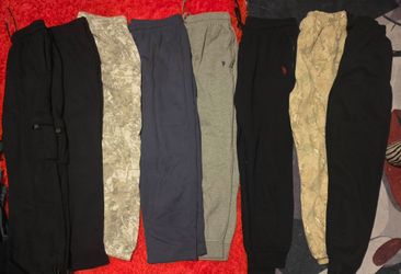 MENS SWEATS LOT