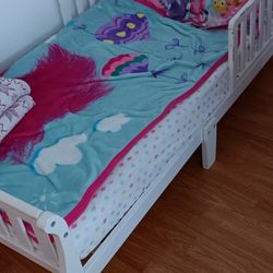 Toddler Bed With Matress